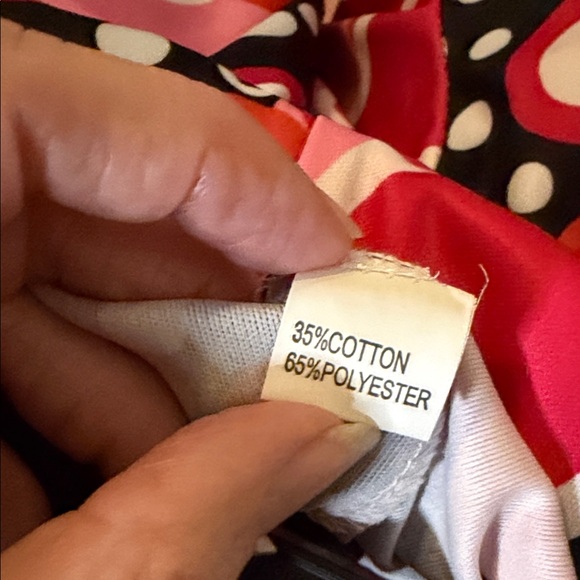 Vibrant Pink and Black Patterned stretch Pants - Picture 2 of 6